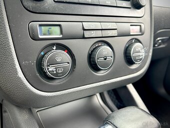 Volkswagen Golf 5 2.0TDI DSG Nová STK - 12