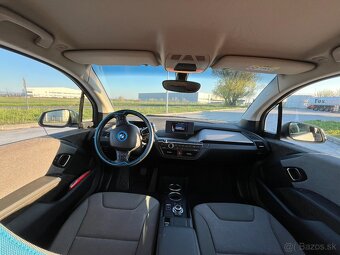 Elektrická BMW i3 - 12