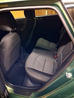 Kia Ceed SW Benzín Automat - 12
