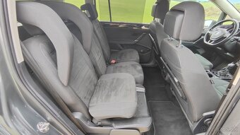 2017 Touran nový model, tsi 110kw,dsg 7st, top výbava - 12