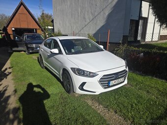 Hyundai Elantra 11/2017 Automat - 12