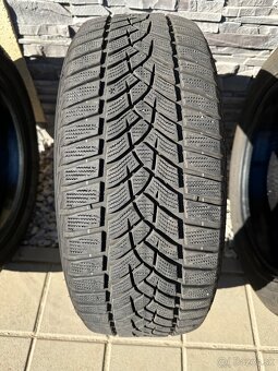 215/55 R17 98V XL zimné GOODYEAR - 12