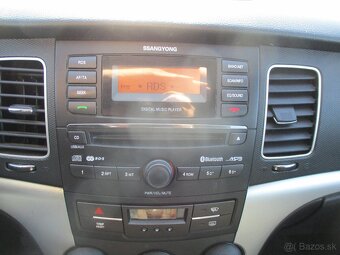 SSANGYONG KORANDO D20T Executive AWD bez koroze 11 - 12