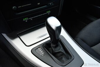 BMW E90 Rad 3 325 i A/T - 12