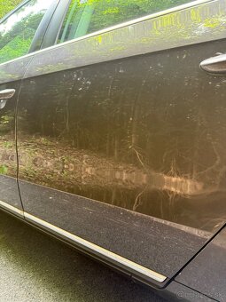 Volkswagen passat b7 2011 2.0 103 kW - 12