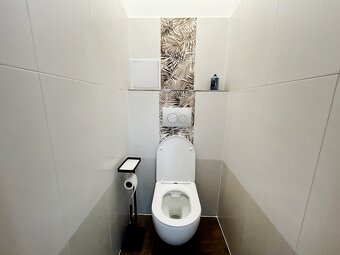 Krásny  2.izbový byt  74 m2  po rekonštrukcii - 12
