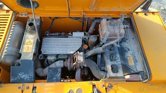 predám pásový báger JCB 220 XL 4F r.v. 2019 5.950 MTH - 12