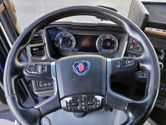 Tahač návěsů Scania S 500 - 12