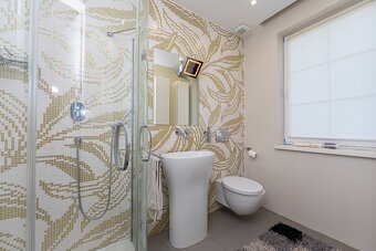 LUXUSNÁ VILA, WELLNESS, BAZÉN, ZÁHRADA, DUNAJSKÁ LUŽNÁ - 12