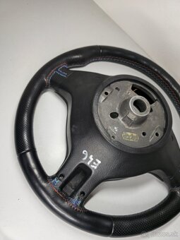 Športový kožený trojramenný volant BMW - 12