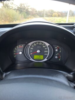 Hyundai Tucson 2.0 crdi 103kw 4x4 - 12