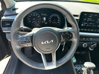 KIA Stonic 1.0 benzín - 12