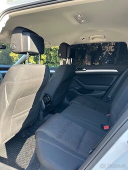 Volkswagen Passat Variant 2.0 LEDACCNAVI - 12