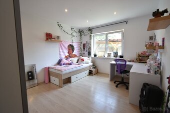 Viničné: na predaj samostatne stojaci dom na pozemku 330m2 - 12