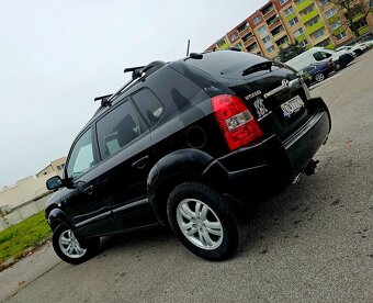 Hyundai Tucson 2.0 crdi 4x4 SK - 12