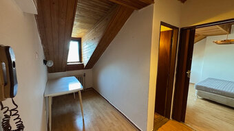 2,5-IZBOVÝ BYT S KRÁSNYM VÝHĽADOM V STAROM MESTE - 12