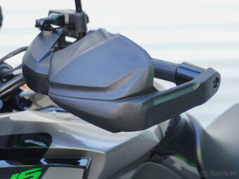 Kawasaki Versys 1100 SE - 12