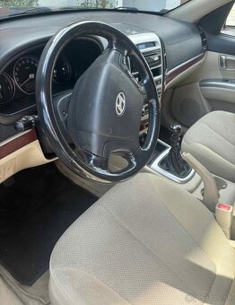 Hyundai Santa Fe - 12