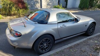 Mazda MX5 NC 1.8 - 12