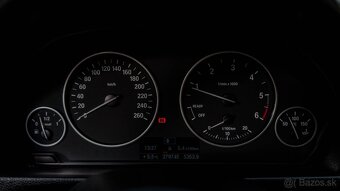 BMW Rad 3 318d e90 - 12