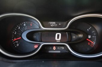 Renault Trafic 70kW (2020) - 12