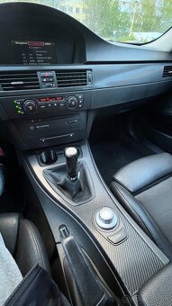 Predám bmw e90 325i - 12