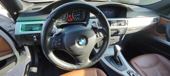 BMW e91 330xd - 12