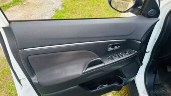 Mitsubishi ASX 1.8 DI-D 4x4 - 12