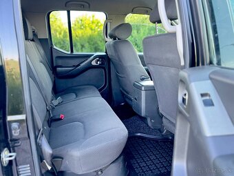 NISSAN NAVARA 2.5 dCi - 12