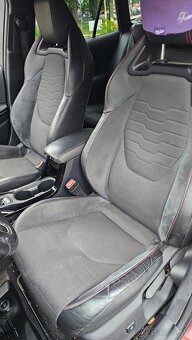 Toyota Corolla TS 1.8 Hybrid Executive (2019) - 12