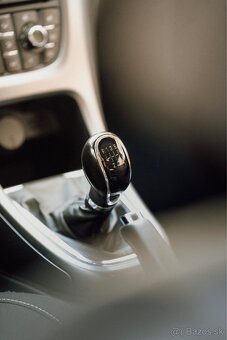 Opel Astra J Sports Tourer 2.0 CDTi - 12