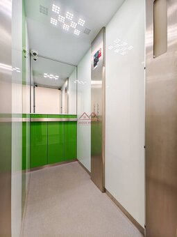3 IZBOVY BYT NA PREDAJ, UL. ŠAFARIKOVA TRIEDA, KE-TERASA - 12