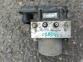 ABS JEDNOTKA BOSCH CITROEN PEUGEOT RENAULT - 12