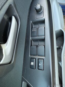 Suzuki SX4 1.9DDiS - 12