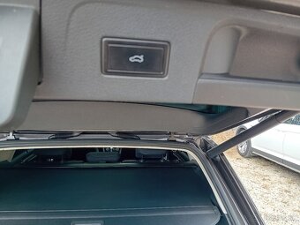 Volkswagen Passat  2.0tdi DSG,Led,Panoráma - 12