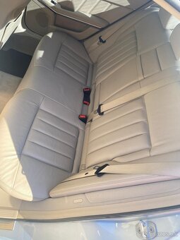 Predam MERCEDES BENZ E 350 4 MATIC - 12