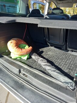 Peugeot Partner Tepee - 12