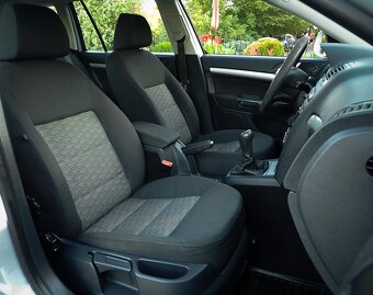 ŠKODA OCTAVIA COMBI 1.6TDI 4x4 2013 KLIMA, STK, ŠPZ - 12