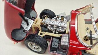 1:18 JAGUAR E CABRIO - 12