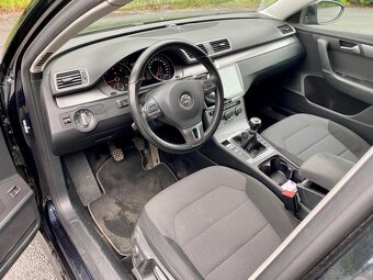 Volkswagen Passat Variant B7 2,0TDi Bluemotion - 12