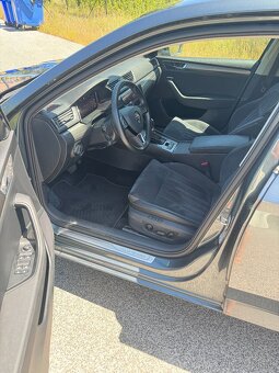 Škoda Superb 2.0 TDI SCR Style DSG - 12