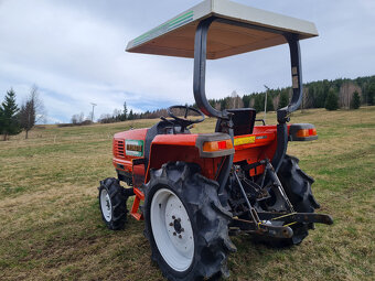 Hinomoto nx220 vel Kubota GL - 12