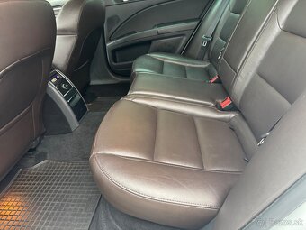 ŠKODA SUPERB 2 COMBI FACELIFT L&K 2.0 TDI 125KW DSG A6 - 12