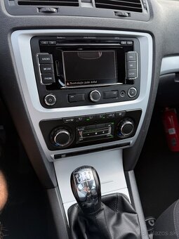 Škoda Octavia 1.6TDI GreenLine - 12