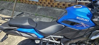 Suzuki GSX-S 1000 GX - 12
