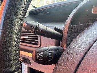Peugeot 807 2.0 HDi - 12