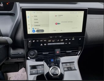 Subaru Solterra 71.4 kWh Premium AWD - 12