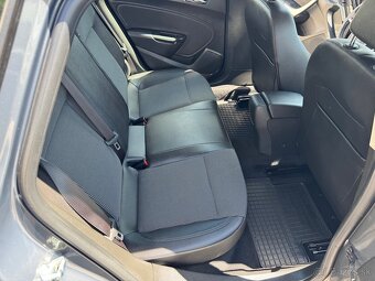 Opel Astra 1.4 Turbo 140k Cosmo - 12