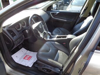Volvo XC60 D5 Kinetic Geartronic AWD - 12