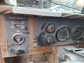 Caterpillar dumper 773 B 4x4 - 12